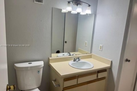 Снять в аренду кондоминиум в Майами, Флорида 2 спальни, 90.95м2, № 2019365 - фото 7