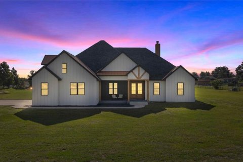 House in Belleview, Florida 4 bedrooms, 435.62 sq.m. № 2203805