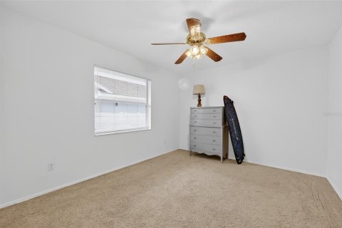House in Edgewater, Florida 3 bedrooms, 128.67 sq.m. № 2105707 - photo 12