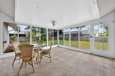 House in Edgewater, Florida 3 bedrooms, 128.67 sq.m. № 2105707 - photo 13