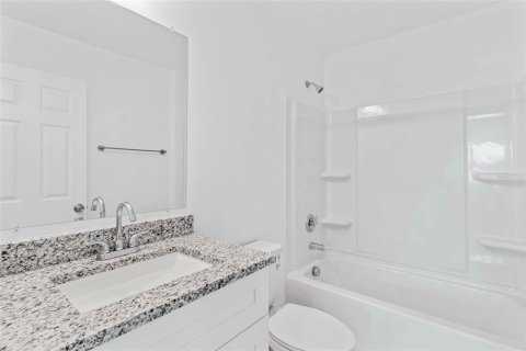 Touwnhouse à vendre à Kissimmee, Floride: 3 chambres, 121.52 m2 № 2219778 - photo 18