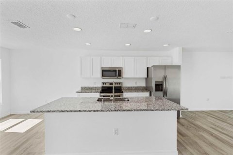 Touwnhouse à vendre à Kissimmee, Floride: 3 chambres, 121.52 m2 № 2219778 - photo 10