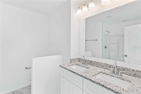 Touwnhouse à vendre à Kissimmee, Floride: 3 chambres, 121.52 m2 № 2219778 - photo 16