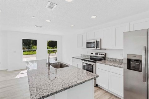 Touwnhouse à vendre à Kissimmee, Floride: 3 chambres, 121.52 m2 № 2219778 - photo 9
