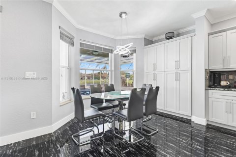 Casa en venta en Pembroke Pines, Florida, 4 dormitorios, 320.79 m2 № 1972385 - foto 15