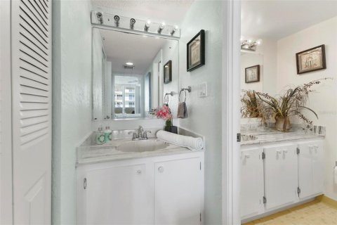 Condo in Daytona Beach, Florida, 3 bedrooms  № 1735483 - photo 15
