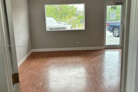 Bureau à Marathon, Floride № 1221190