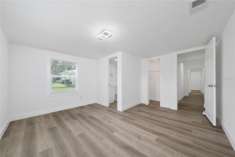 House in Winter Garden, Florida 4 bedrooms, 138.15 sq.m. № 1798116 - photo 20