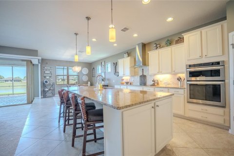 House in Ocala, Florida 3 bedrooms, 236.25 sq.m. № 2212432 - photo 22