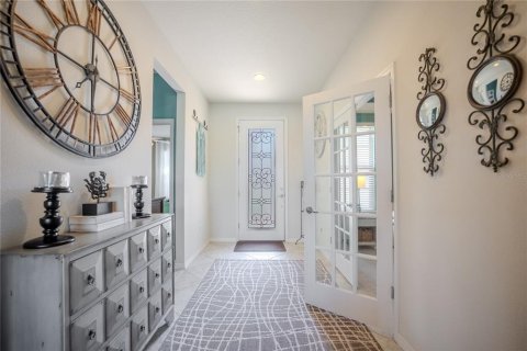 House in Ocala, Florida 3 bedrooms, 236.25 sq.m. № 2212432 - photo 6