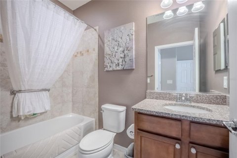 House in Ocala, Florida 3 bedrooms, 236.25 sq.m. № 2212432 - photo 14