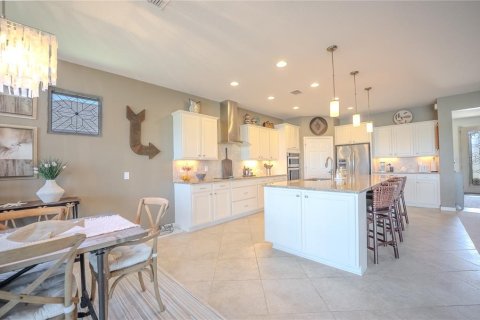 House in Ocala, Florida 3 bedrooms, 236.25 sq.m. № 2212432 - photo 23