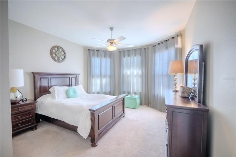 House in Ocala, Florida 3 bedrooms, 236.25 sq.m. № 2212432 - photo 11