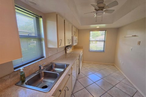 Casa en alquiler en Bradenton, Florida, 2 dormitorios, 145.86 m2 № 1880740 - foto 8