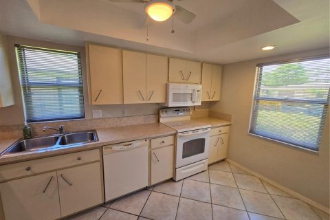 Casa en alquiler en Bradenton, Florida, 2 dormitorios, 145.86 m2 № 1880740 - foto 6