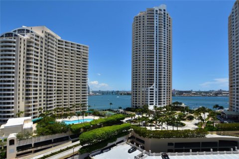 Copropriété à vendre à Miami, Floride: 3 chambres, 144.93 m2 № 2145837 - photo 22
