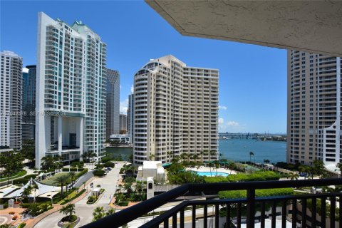 Copropriété à vendre à Miami, Floride: 3 chambres, 144.93 m2 № 2145837 - photo 4