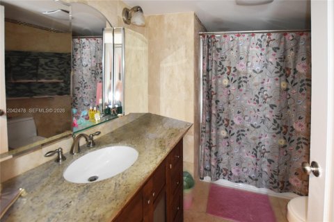 Copropriété à vendre à Miami, Floride: 3 chambres, 144.93 m2 № 2145837 - photo 21