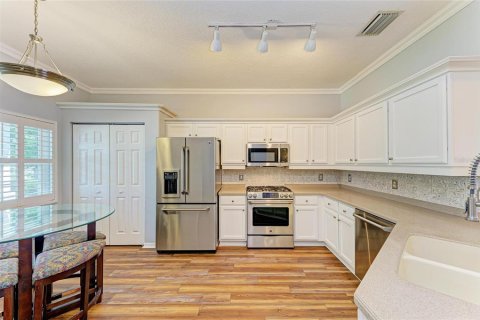 Casa en alquiler en Lakewood Ranch, Florida, 3 dormitorios, 142.42 m2 № 1760030 - foto 2