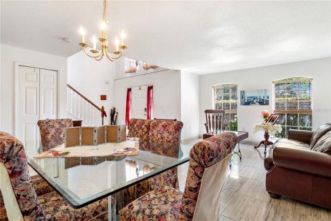 House in Ocala, Florida 6 bedrooms, 363.34 sq.m. № 2102557 - photo 8