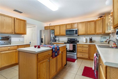 House in Ocala, Florida 6 bedrooms, 363.34 sq.m. № 2102557 - photo 10