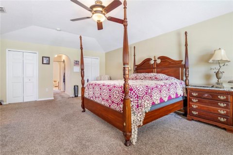 House in Ocala, Florida 6 bedrooms, 363.34 sq.m. № 2102557 - photo 25