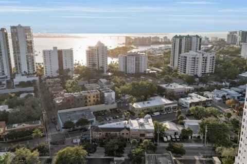 Commercial property in Sarasota, Florida 10 bedrooms, 1278.52 sq.m. № 2099059 - photo 10