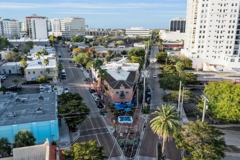 Commercial property in Sarasota, Florida 10 bedrooms, 1278.52 sq.m. № 2099059 - photo 8