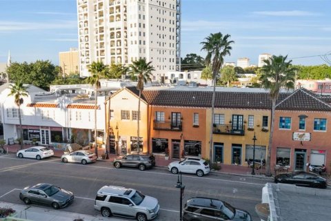 Commercial property in Sarasota, Florida 10 bedrooms, 1278.52 sq.m. № 2099059 - photo 3