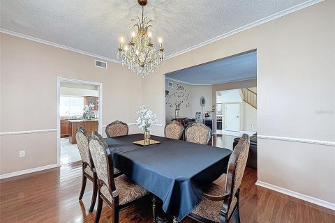 House in Riverview, Florida 5 bedrooms, 298.59 sq.m. № 1835067 - photo 12