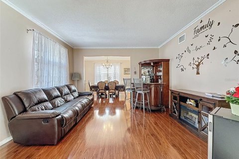 House in Riverview, Florida 5 bedrooms, 298.59 sq.m. № 1835067 - photo 9