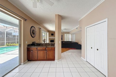 House in Riverview, Florida 5 bedrooms, 298.59 sq.m. № 1835067 - photo 23