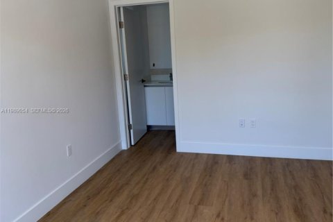 Villa ou maison à louer à Miami, Floride: 3 chambres № 2063088 - photo 6