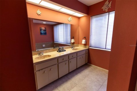 House in Rotonda, Florida 3 bedrooms, 191.29 sq.m. № 1759298 - photo 17
