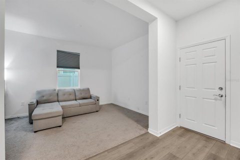 House in Wesley Chapel, Florida 3 bedrooms, 242.94 sq.m. № 2291072 - photo 6