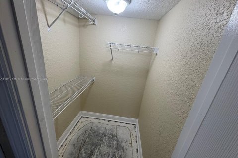 Touwnhouse à vendre à Sunrise, Floride: 3 chambres, 163.88 m2 № 1855372 - photo 25