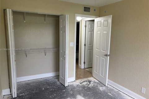 Touwnhouse à vendre à Sunrise, Floride: 3 chambres, 163.88 m2 № 1855372 - photo 23