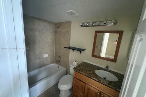 Touwnhouse à vendre à Sunrise, Floride: 3 chambres, 163.88 m2 № 1855372 - photo 26