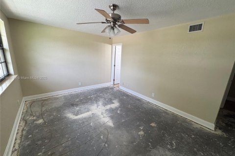 Touwnhouse à vendre à Sunrise, Floride: 3 chambres, 163.88 m2 № 1855372 - photo 28