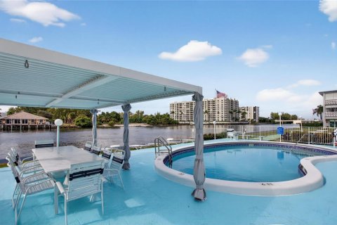 Copropriété à vendre à Pompano Beach, Floride: 1 chambre, 75.81 m2 № 2084401 - photo 30
