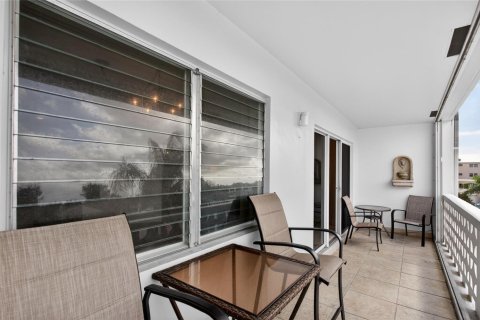 Copropriété à vendre à Pompano Beach, Floride: 1 chambre, 75.81 m2 № 2084401 - photo 20