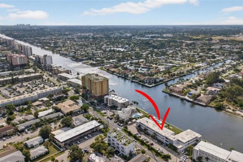 Copropriété à vendre à Pompano Beach, Floride: 1 chambre, 75.81 m2 № 2084401 - photo 3