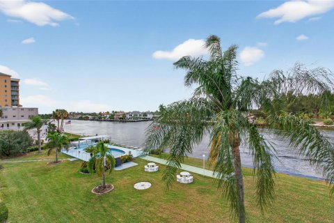 Copropriété à vendre à Pompano Beach, Floride: 1 chambre, 75.81 m2 № 2084401 - photo 7