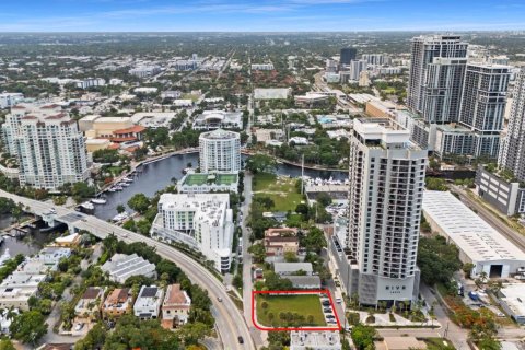 Commercial property in Fort Lauderdale, Florida № 2189889 - photo 9