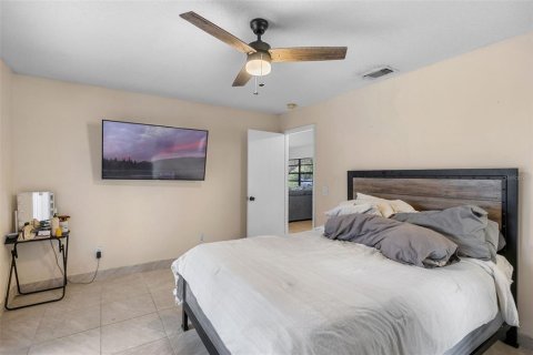 Casa en venta en Deltona, Florida, 3 dormitorios, 120.59 m2 № 1846799 - foto 10