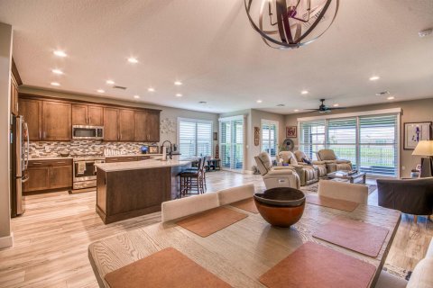 Villa ou maison à vendre à Port St. Lucie, Floride: 3 chambres, 218.51 m2 № 2187052 - photo 8