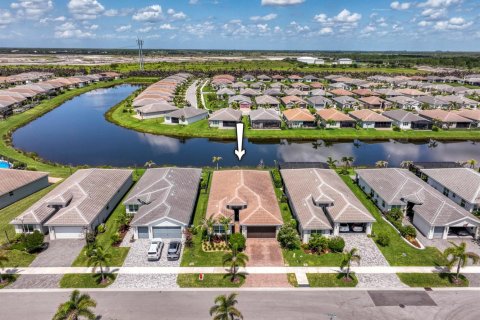 Villa ou maison à vendre à Port St. Lucie, Floride: 3 chambres, 218.51 m2 № 2187052 - photo 28