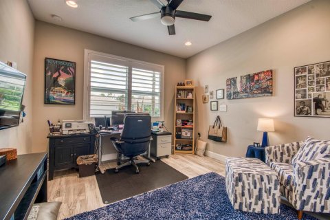 Villa ou maison à vendre à Port St. Lucie, Floride: 3 chambres, 218.51 m2 № 2187052 - photo 18