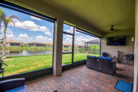 Villa ou maison à vendre à Port St. Lucie, Floride: 3 chambres, 218.51 m2 № 2187052 - photo 22