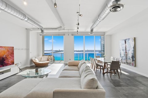 Condo in Miami, Florida, 3 bedrooms  № 2154014 - photo 18